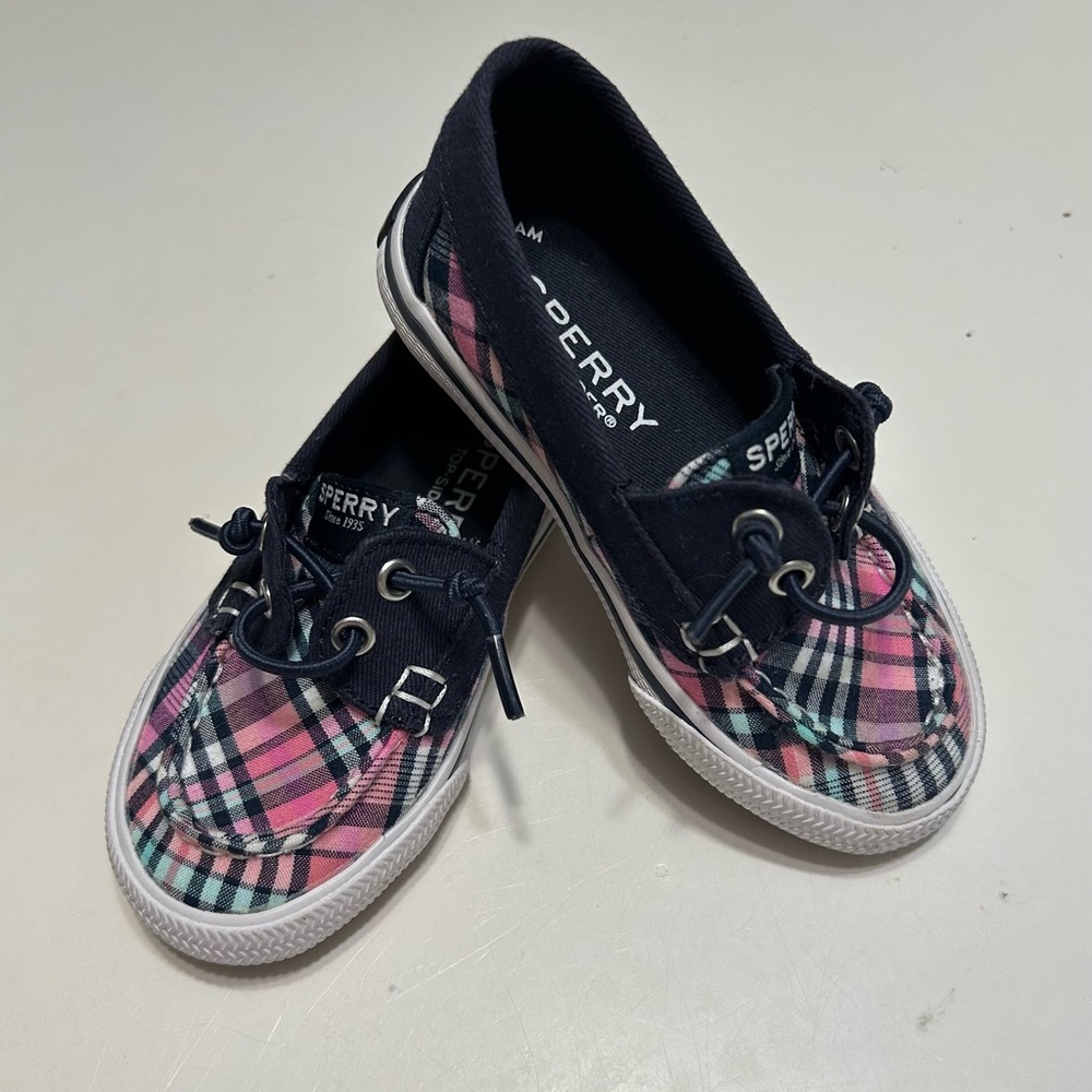 NEW SPERRY TOPSIDER FOR TODDLER size 7.5